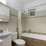 Bon Bonheur Apartment