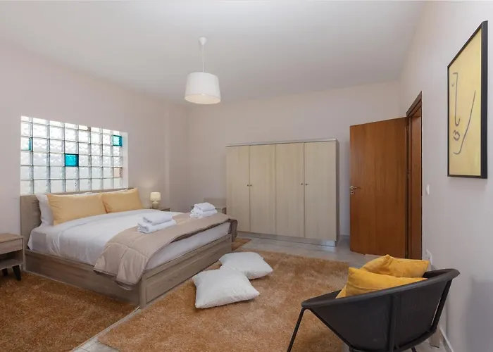 Bon Bonheur * Rhodes City